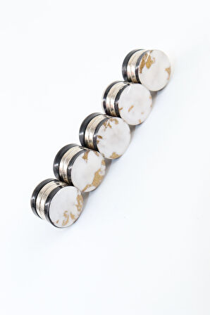 Eşarp mıknatısı. Şal mıknatısı. Türban mıknatısı. Başörtü mıknatısı. Mıknatıslı eşarp klipsi.