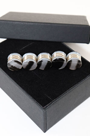 Eşarp mıknatısı. Şal mıknatısı. Türban mıknatısı. Başörtü mıknatısı. Mıknatıslı eşarp klipsi.