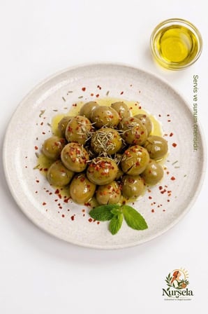 Ayvalık Cinsi El Kırması Yeşil Yeşil Zeytin 5 Kg