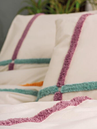 Puff Nakışlı Ranforce Çift Kişilik Nev Takımı İnsula Gülkurusu