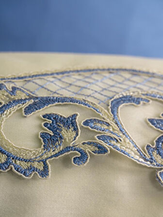 Nakışlı Çift Kişilik Saten Nev Takımı Amaya Bej