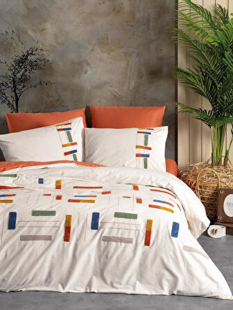 Puff Nakışlı Ranforce Çift Kişilik Nev Takımı Katy Tarçın