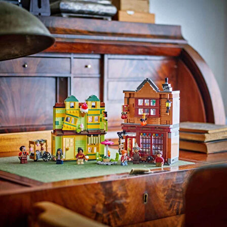 LEGO Harry Potter Kaliteli Quidditch Malzemeleri ve Dondurma Salonu 76452
