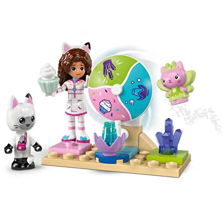 Gabby’s Dollhouse Tatlı Şekerleme Dağı ve Kedi Bahçesi 11205