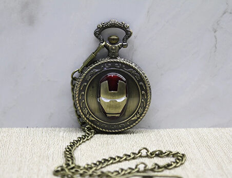 Iron Man Tasarımlı Köstekli Saat