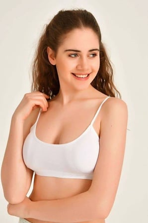 Tedar Pedli İp Askılı Beyaz Büstiyer Najmaddin
