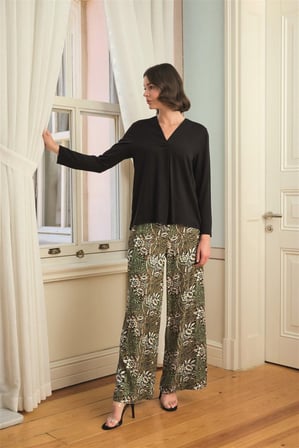 Beru Çiçek Yaprak Ve Etnik Desenli Uzun Kollu Pijama Takımı Najmaddin