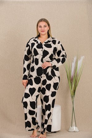 Beru Büyük Beden Siyah Beyaz Kalp Desenli Düğmeli Uzun Kol Viskon Pijama Takımı Najmaddin