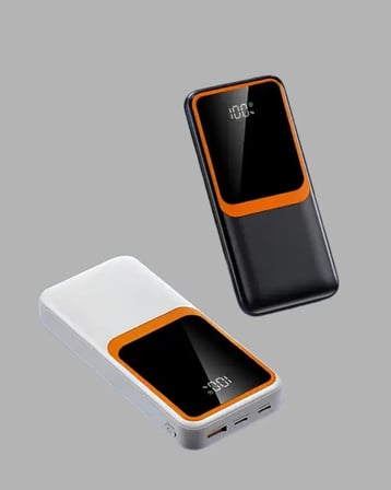 Hepsi 10.000 mAh Bataryalı Dijital Göstergeli Taşınabilir Powerbank Najmaddin