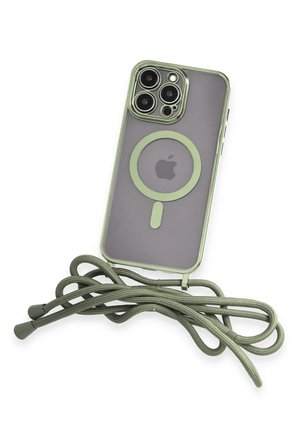 Mark Newface iPhone 12 Pro Max Kılıf Divo Lazer Askılı Magsafe Kapak - Koyu Yeşil Najmaddin