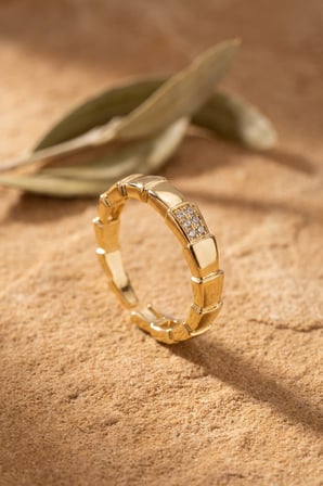 Hepsi Gold Renk Yılan Model Zirkon Taşlı Kadın Yüzük 5886 Najmaddin