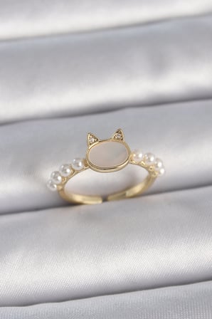 Bez Pirinç Gold Renk Ayarlanabilir Beyaz Mineli Kedi Model İnci Detay Kadın Yüzük Najmaddin
