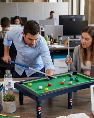 Hepsi Oyuncak Bilardo Masası Seti Çocuklar İçin Eğlence ve Beceri Oyunu Najmaddin
