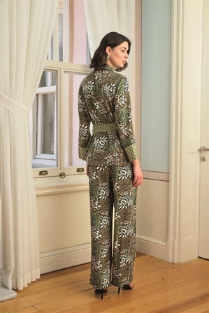 Beru Çiçek Yaprak Ve Etnik Desenli Pijama Takımı Najmaddin