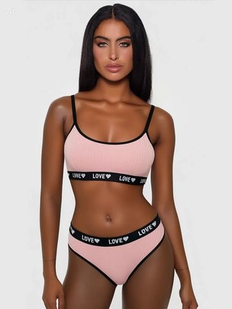 Beru Kadın Pembe Love Yazılı Mayo Bikini Şık Esnek Kumaş Plaj Giyim Özel Tasarım Najmaddin