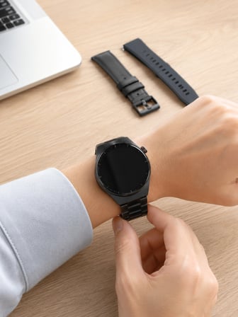 Karg 3 Kordonlu Amoled Ekran Bluetooth Aramalı Akıllı Saat Metal, Deri Ve Silikon Kordon Seti Najmaddin