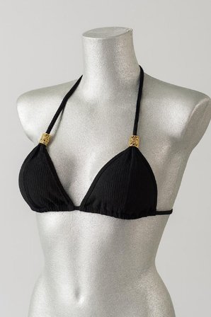 Beru Kadın Siyah Pedli Üçgen Bikini Üstü Halter Bağlamalı Aksesuarlı Najmaddin