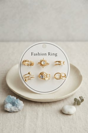 Hepsi Gold Renk Pirinç Güneş Detaylı 6'lı Yüzük Seti BYK4313 5886 Najmaddin