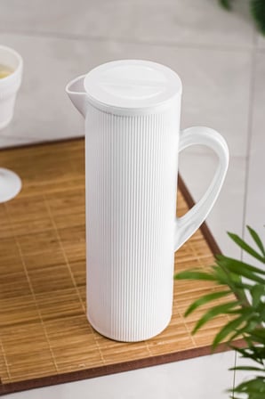 Bez Arkilik Barok 1,5 Lt Beyaz Sürahi (Buzdolabı Kapak Rafına Sığar) Najmaddin