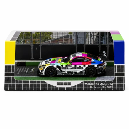 Ticaret 1/64 Model Araç -AMG GT3 Bathurst 12h 2025 GruppeM Racing Maro Engel / Mikaël Grenier / Maxime Martin Najmaddin