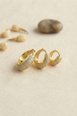 Mey Mey İthalat Gold Renk 3 lü Zirkon Taşlı Halka Küpe Set Najmaddin
