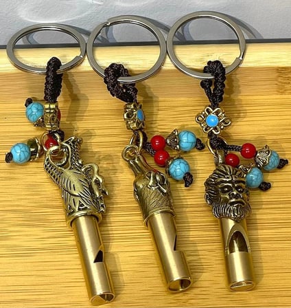 Tedar Metal Figürlü Düdük Anahtarlık Alk4461 Najmaddin
