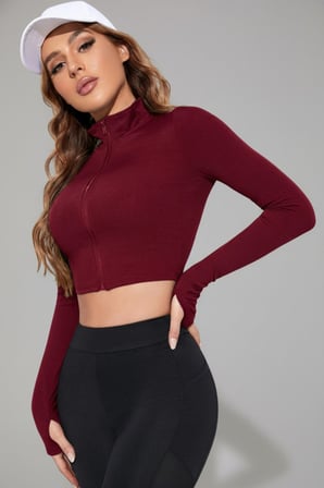 Beru Kadın Bordo Uzun Kol Fermuarlı Parmak Geçme Detaylı Dik Yaka Crop Top Bluz Najmaddin