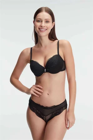 Beru Balenli Destekli Dolgulu Taşlı Dantelli Sütyen Ve Slip Takım Najmaddin