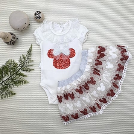 Baby 1-2-3 Yaş Payetli Mickey Nakışlı Kısa Kollu Brode Etekli 2li Kız Bebek Takımı Kırmızı Najmaddin