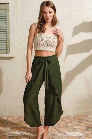 Beru Kalın Askılı Oyuk U Yaka Cotton Düz Yazlık Uzun Dantel Detaylı Pijama Takımı Najmaddin