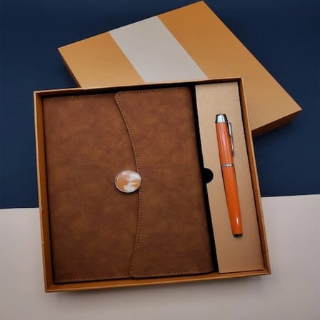 Kutulu Defter Kalem Set Najmaddin