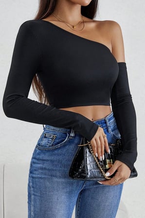 Beru Kadın Siyah Tek Omuz Detaylı Uzun Kol Crop Top Bluz Najmaddin