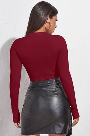 Beru Kadın Bordo Göğüs Dekolteli Uzun Kollu Cut Out Crop Top Bluz Najmaddin
