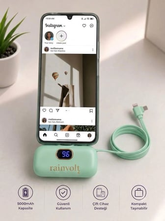Rainvolt Mini Kapsül Powerbank – LED Dijital Göstergeli & Dahili Kablolu Taşınabilir Şarj Cihazı
