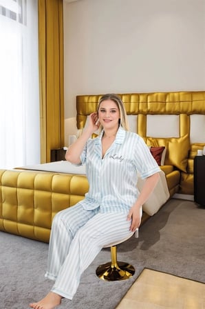 Nevamel® Büyük Beden Şık Tasarım Mavi Çizgili Düğmeli Kısa Kol Lüx Saten Pijama Takımı