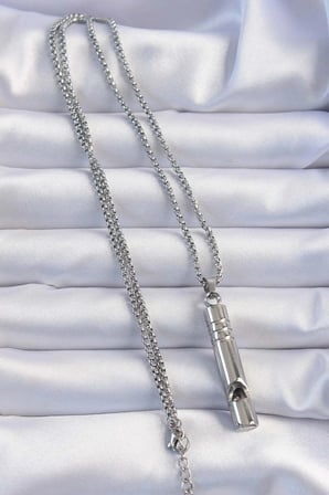Nevamel® Acil Durum Düdüğü 316L Çelik Kararma Yapmaz Yüksek Desibel Kolye Unisex 5886