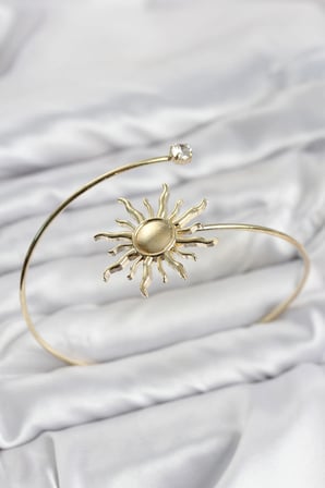 Nevamel® Pazu Bileklik Gold Renk Pirinç Güneş Model 5886