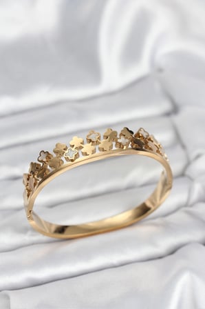 Nevamel® 316L Çelik Gold Renk Minimal Yoncalı Kadın Kelepçe Bileklik 5886