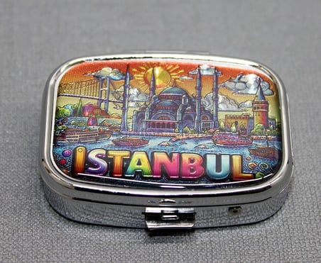 Ayd İstanbul Temalı İlaç Kutusu Anahtarlık Alk4371