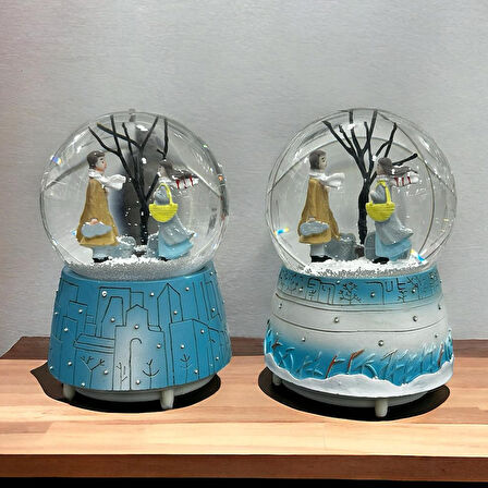 Büyük Boy Kış Masalı Temalı Pilli Kar Küresi