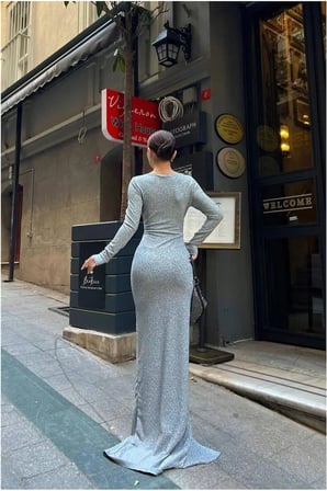 Bezos Kalp Uzun Abiye Yaka Elbise Yırtmaçlı Kollu · Renk: Gülkurusu · Beden: M OB
