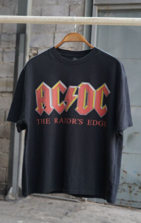 AC/CD Razors Edge Oversize Kısa Kollu T-shirt