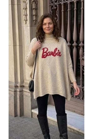 BARBİE NAKIŞLI YIRTMAÇLI TRİKO KADIN PANÇO