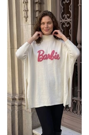 BARBİE NAKIŞLI YIRTMAÇLI TRİKO KADIN PANÇO