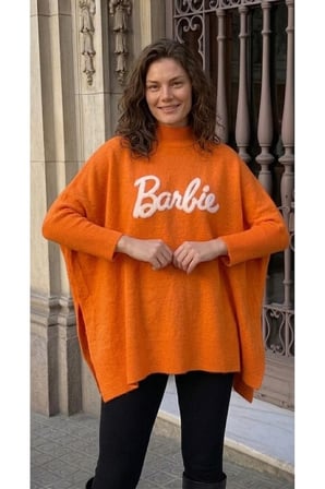 BARBİE NAKIŞLI YIRTMAÇLI TRİKO KADIN PANÇO