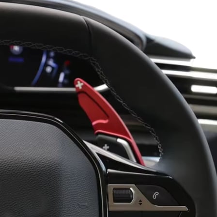 OLED GARAJ PEUGEOT 3008-5008 İÇİN UYUMLU F1 KULAKÇIK KIRMIZI 2017-2014 ARASI