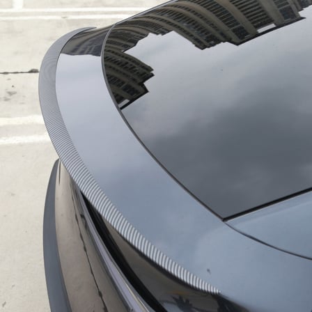 TESLA MODEL Y JUNİPER İÇİN UYUMLU SPOİLER MAT KARBON