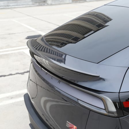 TESLA MODEL Y JUNİPER İÇİN UYUMLU SPOİLER MAT KARBON