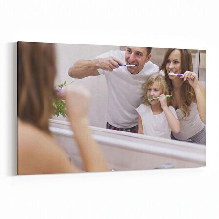 Olla 16846Y Model / Manken Görseli Yatay Kanvas Tablo (Ölçü: 45X30)