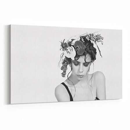 Olla 16775Y Model / Manken Görseli Yatay Kanvas Tablo (Ölçü: 45X30)